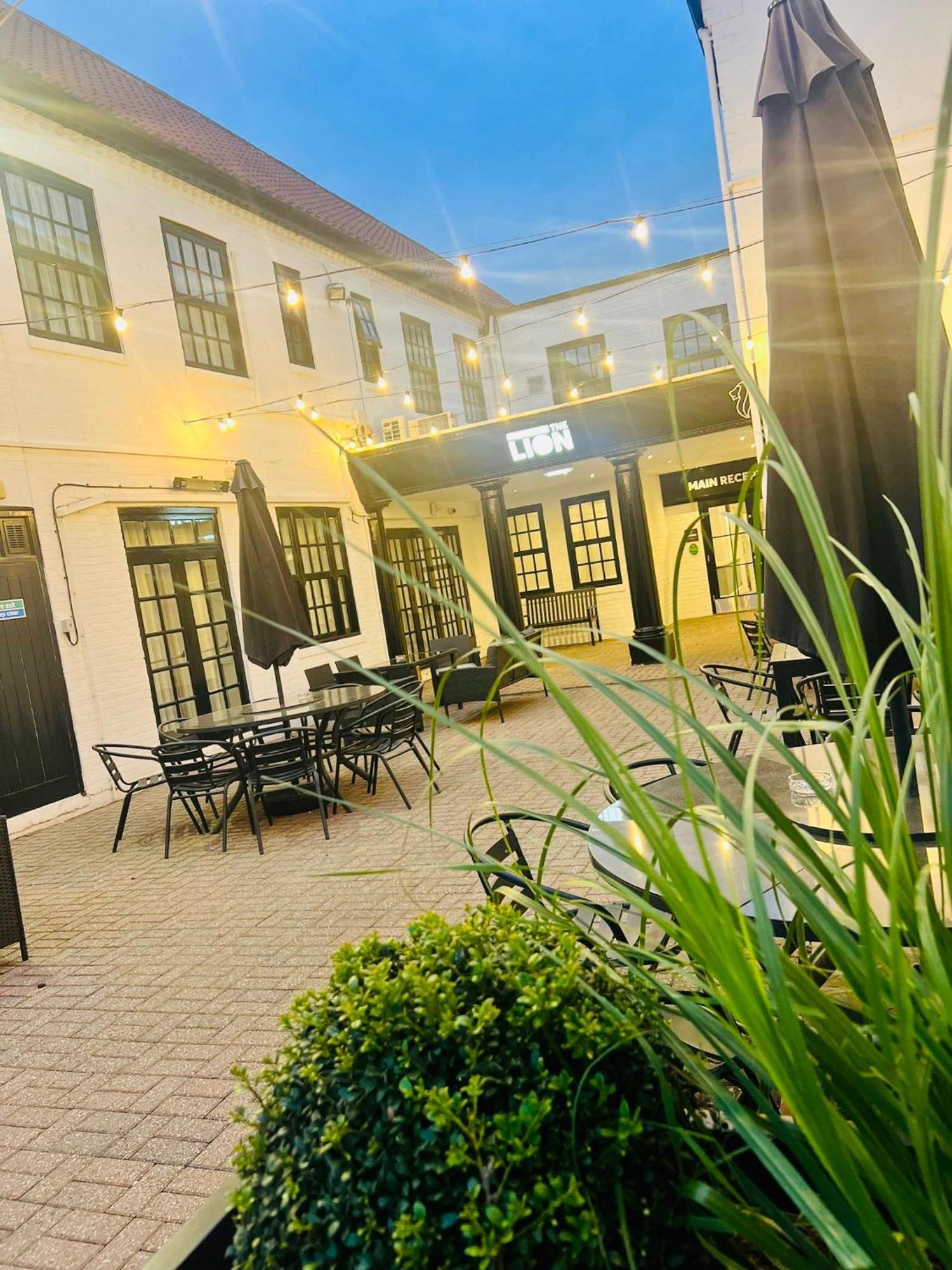 Lion Hotel 워크솝 외부 사진